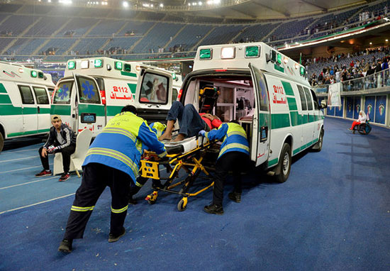 سقوط تماشاگران در فینال جام خلیج (فارس)