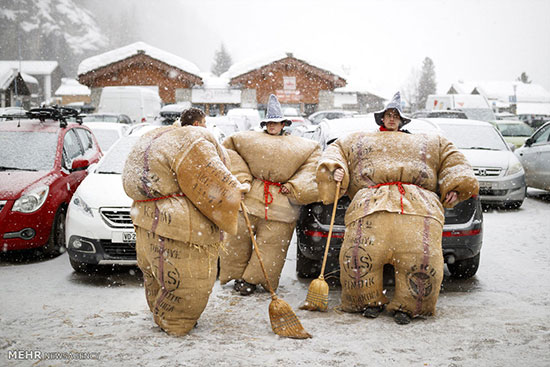 کارناوال مردان پوشالی در سوئیس‎