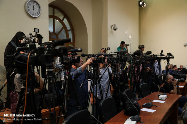 اولین نشست خبری سخنگوی جدید وزارت خارجه