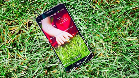 تست سقوط گوشی خمیده LG G Flex