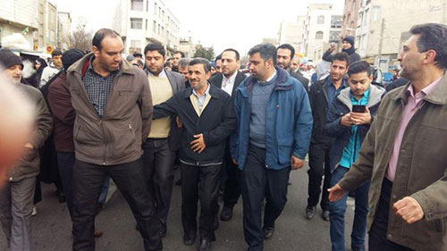 عکس: احمدی نژاد در راهپیمایی 22 بهمن