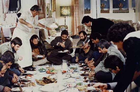 ۱۰ فیلم نوستالژیک ایرانی برای شب یلدا