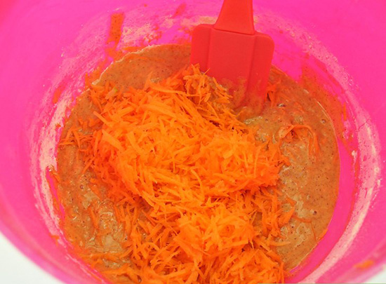 طرز تهیه رولت هویج؛ تصویری و مرحله به مرحله