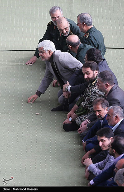 عکس: اقامه نماز عید فطر به امامت رهبری