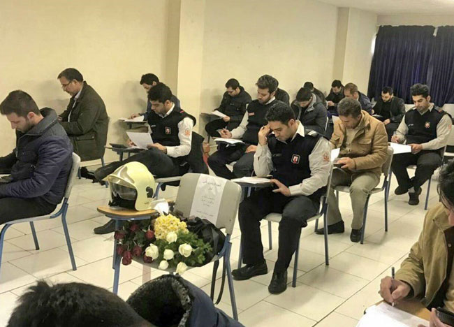 صندلی خالی یک آتش نشان حادثه پلاسکو صندلی خالی یک آتش نشان حادثه پلاسکو