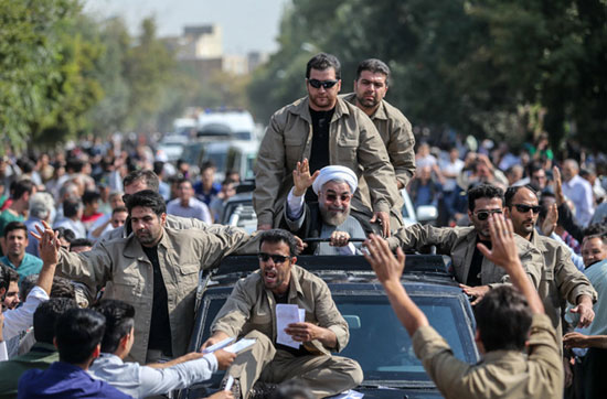 (تصاویر) ورود روحانی به اردبیل