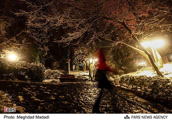 گزارش تصویری از شب سرد زمستانی تهران