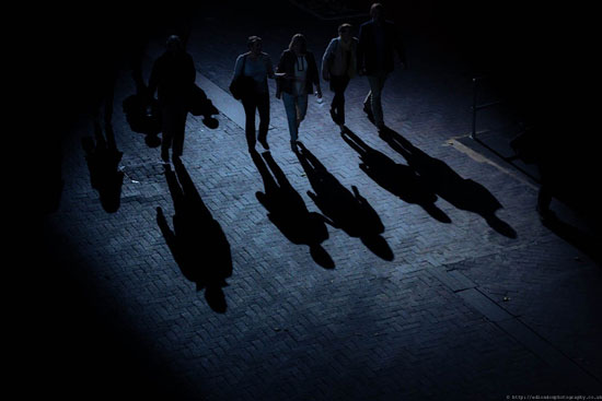 تصاویری از خیابان‌های لندن پس از تاریکی