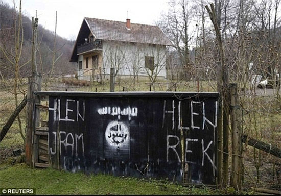 کشف مقر داعش در قلب اروپا +عکس