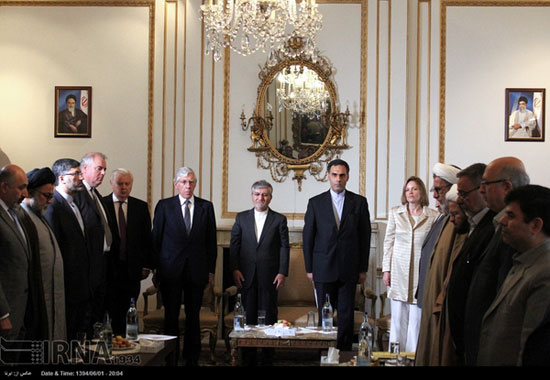 عکس: بازگشایی سفارت ایران در انگلیس