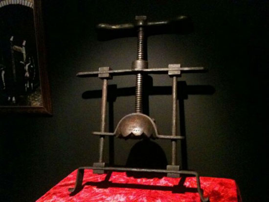ابزار های شکنجه و اعدام در قرون وسطی