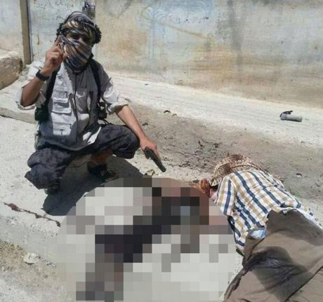 داعش صدها کودک را زنده به گور کرد! +عکس
