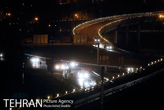 زیبایی های تهران در شب