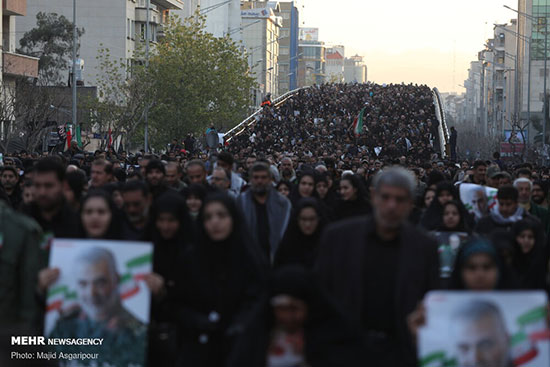 لحظه به لحظه با آئین وداع با سردار سلیمانی در تهران