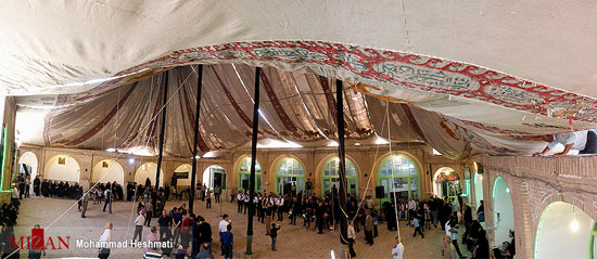 آیین چادرکشی حسینیه قنادها در سبزوار