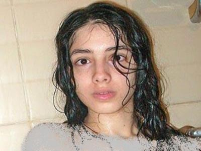 انتشارجنجالی تصاویر برهنه دخترانقلابی مصر!