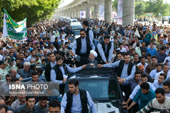 عکس: استقبال از روحانی در کرمانشاه