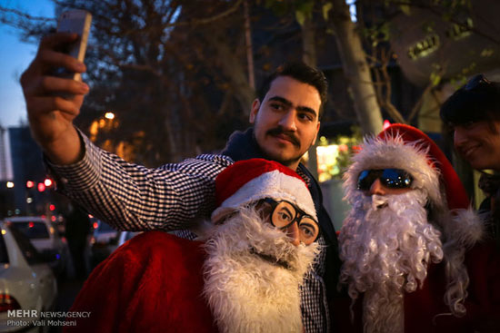 در آستانه سال نو میلادی