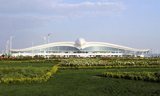 افتتاح ساختمان جدید فرودگاه پایتخت ترکمنستان