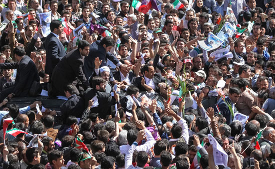 (تصاویر) استقبال از روحانی در تبریز