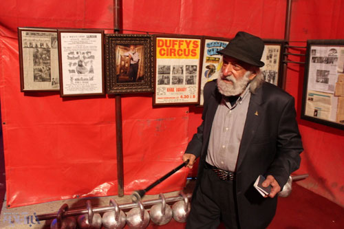 پیرمرد 90 ساله شیرازی، پدر سیرک ایران