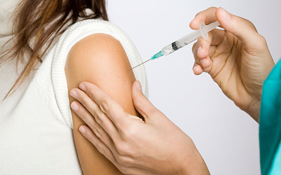 واکسن آنفلوآنزا برای چه کسانی و چه وقت؟