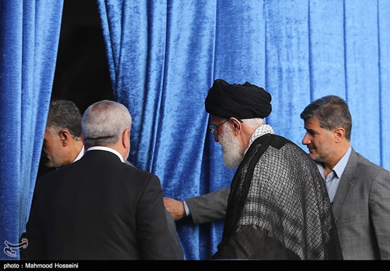 عکس: اقامه نماز عید فطر به امامت رهبری