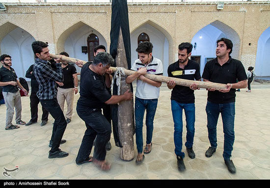 مراسم «پوش کشی» در مسجد جامع یزد