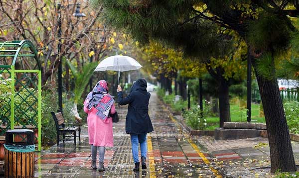 تهران بارانی در آخرین روزهاى پاییز