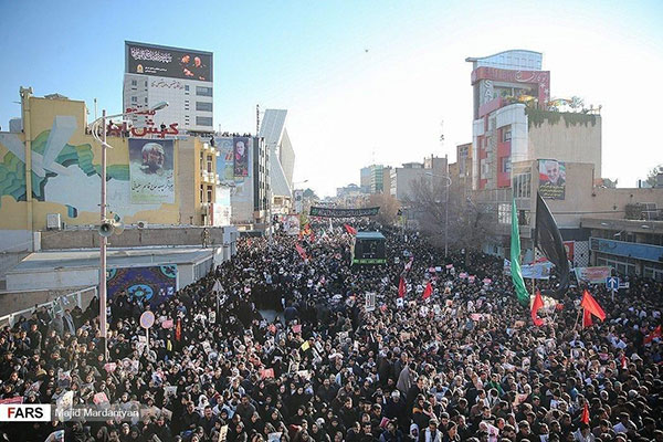 همراه با تشییع پیکر سردار سلیمانی در کرمان