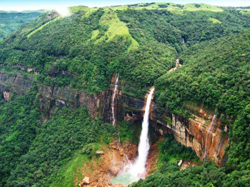 زیباترین آبشارهای جهان را از نزدیک ببینید