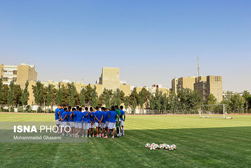 تمرین استقلال در حضور دو هزار هواداران