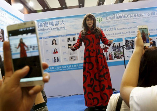 زن مصنوعي چيني هم به بازار آمد! +عکس