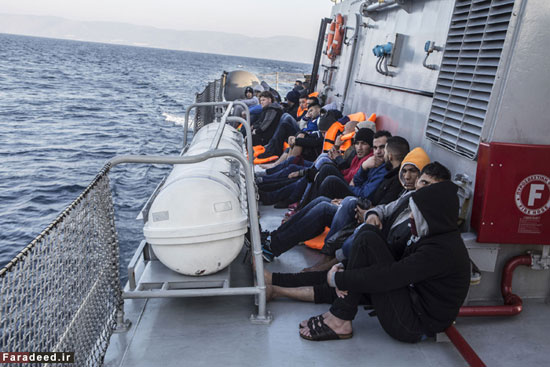 مهاجران سرگردان در دریا +عکس